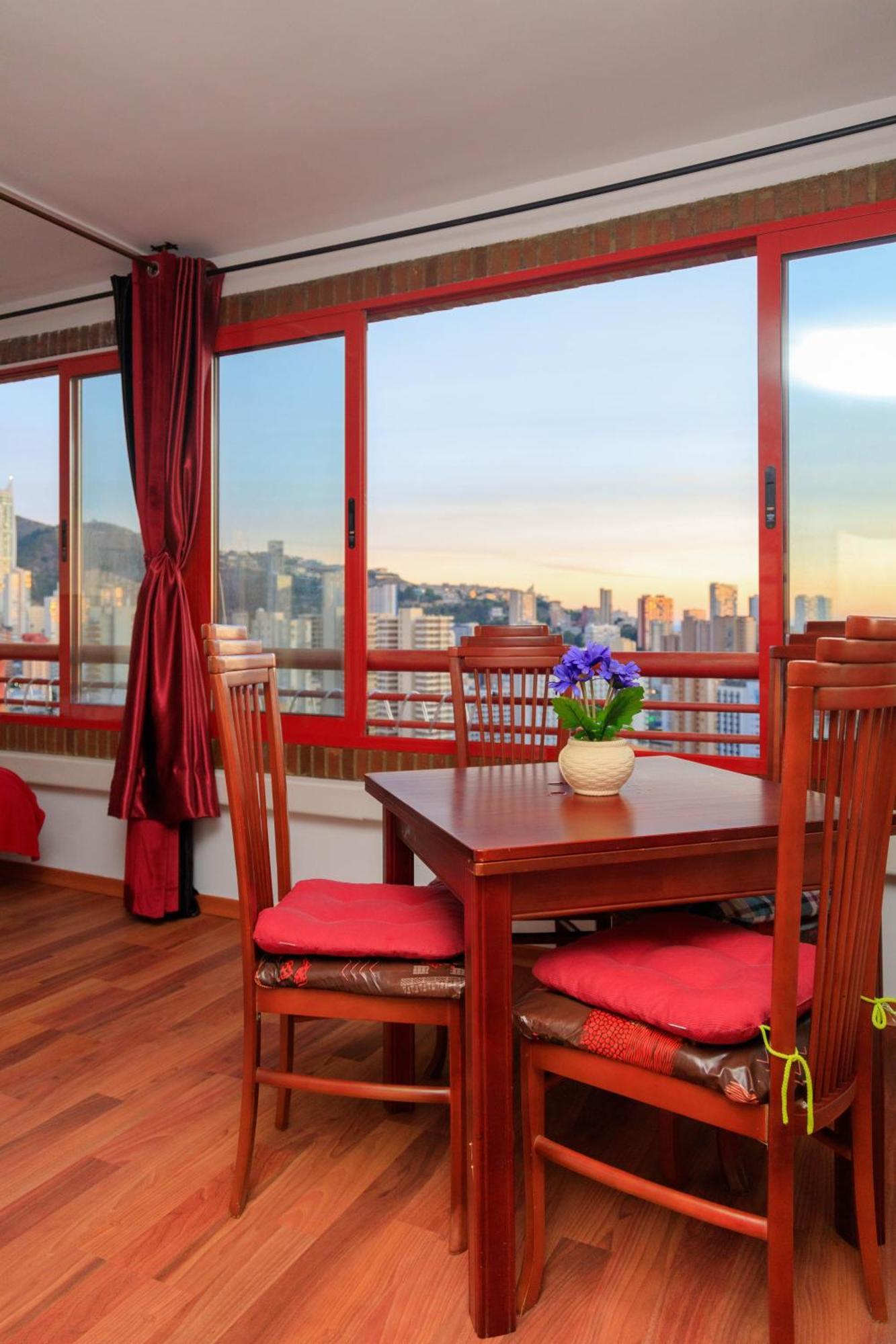 Sunshine Apartament Apartment เบนิดอร์ม ภายนอก รูปภาพ