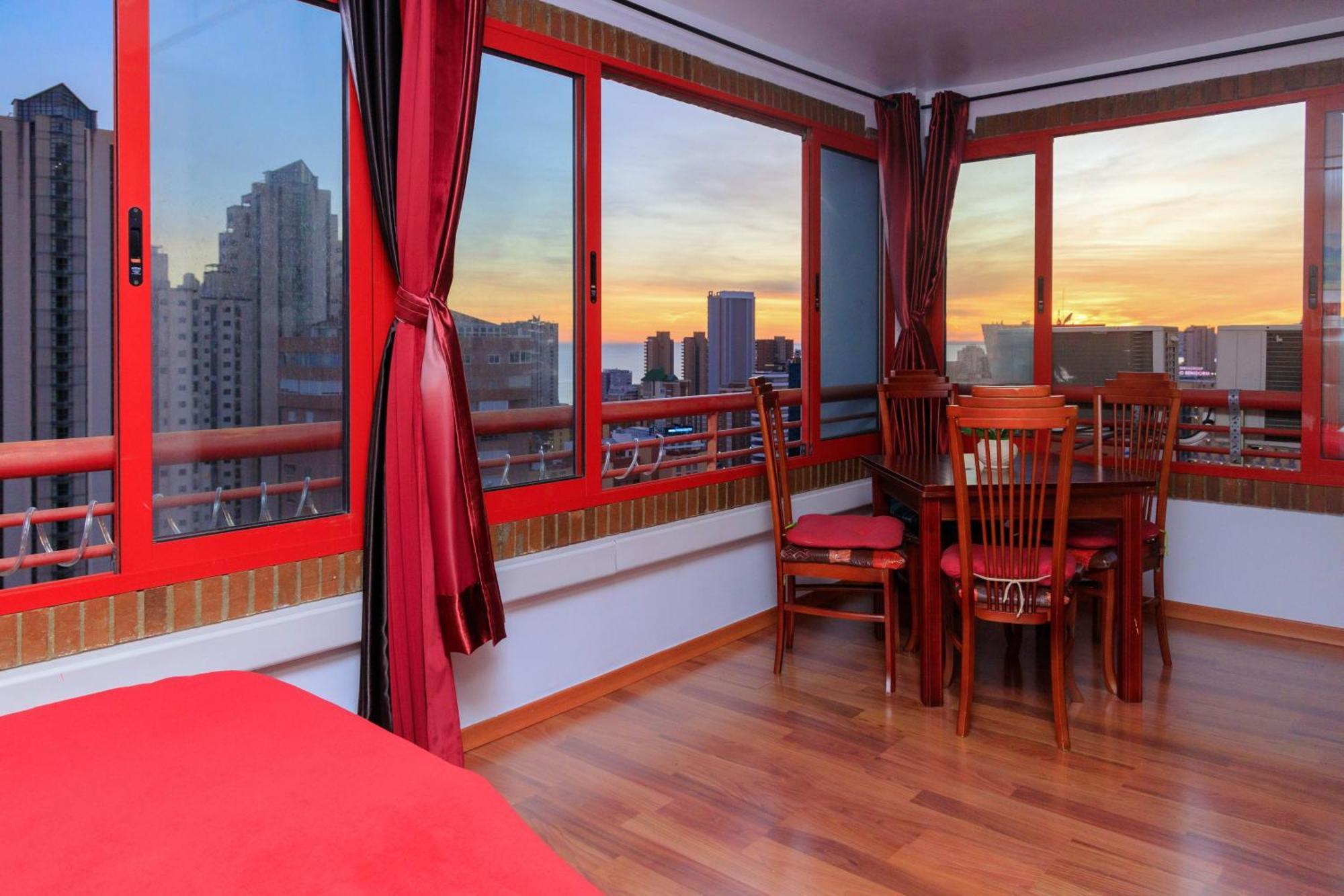 Sunshine Apartament Apartment เบนิดอร์ม ภายนอก รูปภาพ